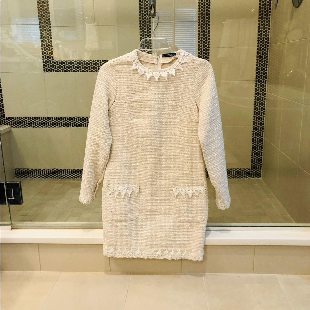 Long sleeves dress